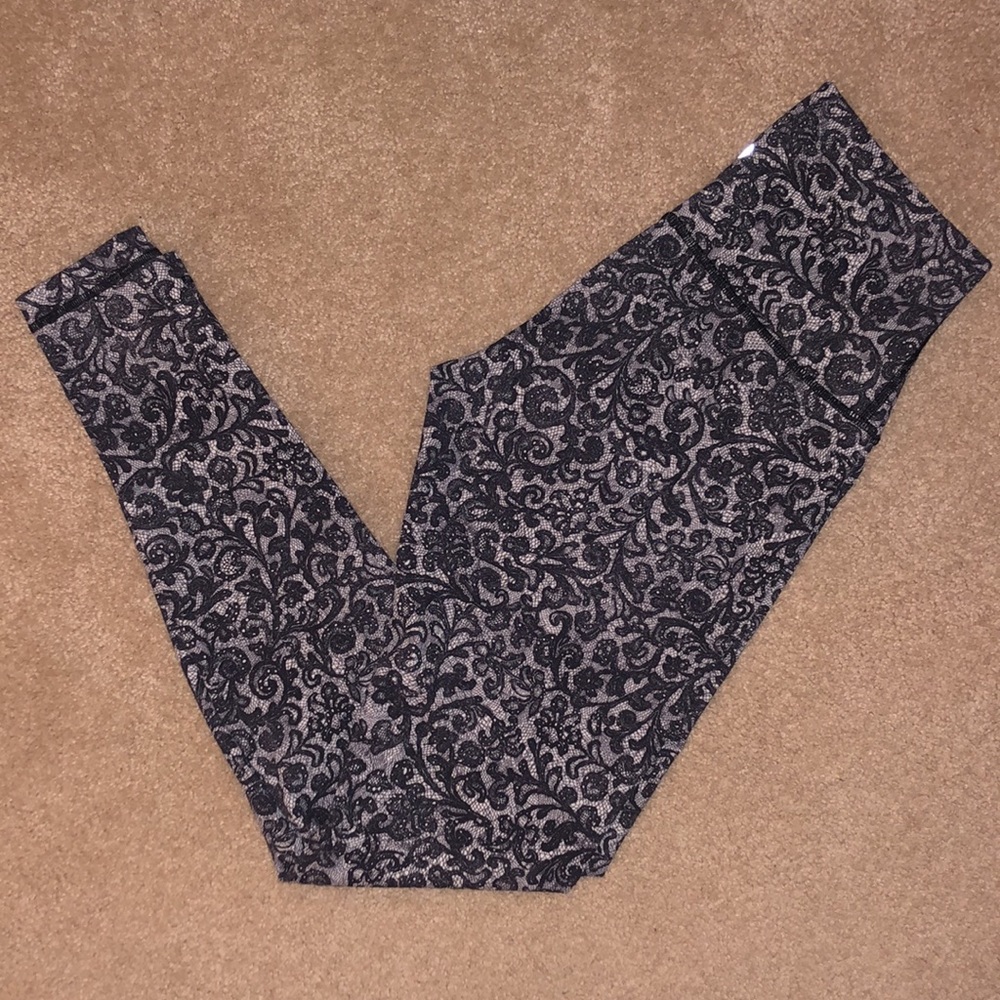 Lulu lemon leggings- lace print